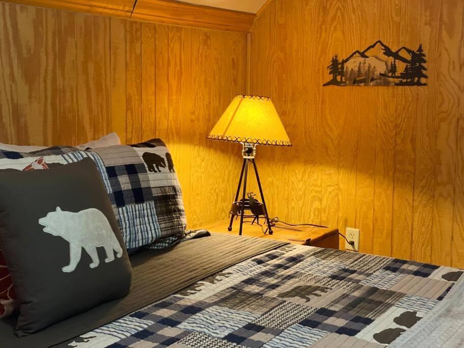 Basye One Of A Kind Rustic Log Cabin Near Bryce Resort - Large Game Room - Fire Pit - Large Deck - Bbq מראה חיצוני תמונה