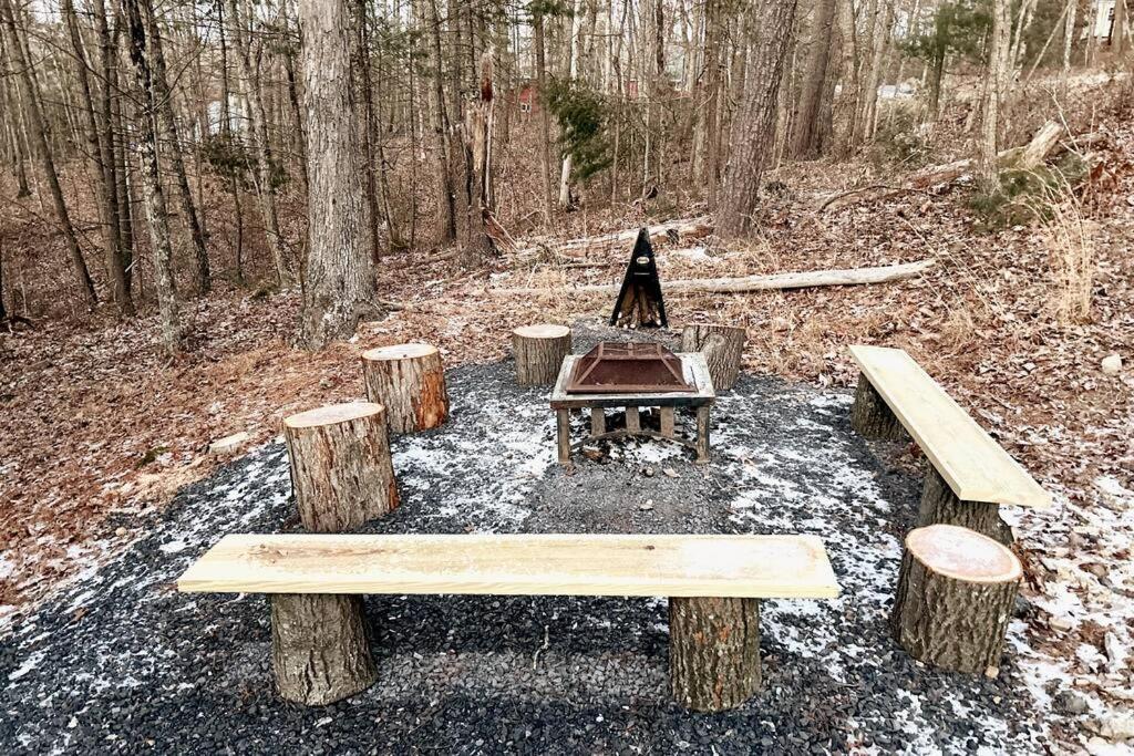 Basye One Of A Kind Rustic Log Cabin Near Bryce Resort - Large Game Room - Fire Pit - Large Deck - Bbq מראה חיצוני תמונה