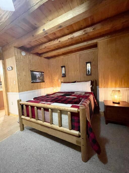 Basye One Of A Kind Rustic Log Cabin Near Bryce Resort - Large Game Room - Fire Pit - Large Deck - Bbq מראה חיצוני תמונה
